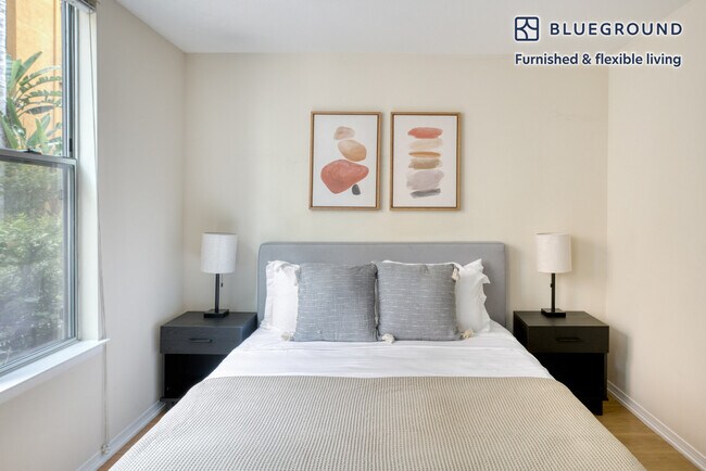 Building Photo - 5211 Pacific Concourse Dr