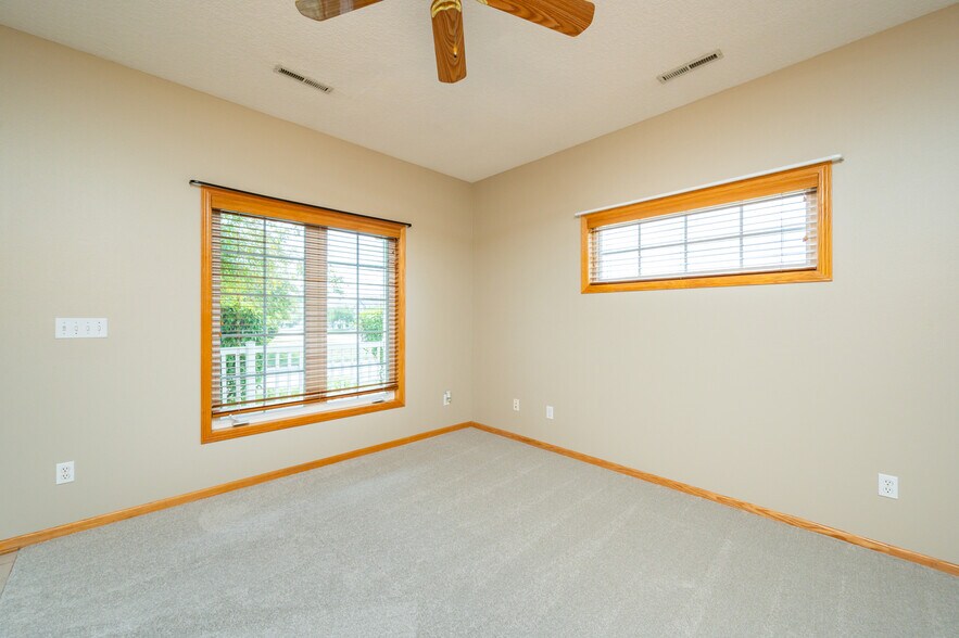 Building Photo - 1172 S 52nd St