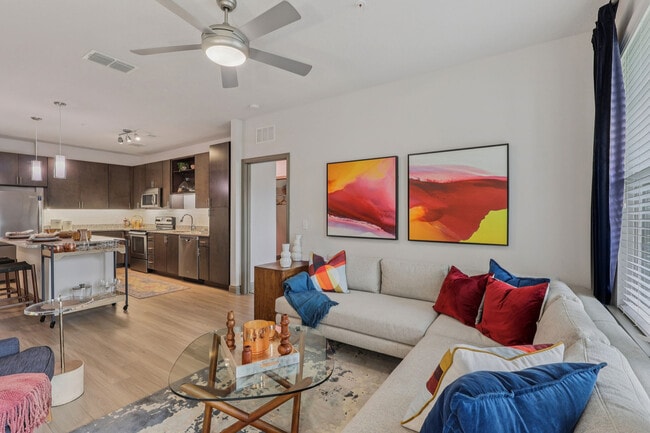 Building Photo - Cortland Hunters Creek