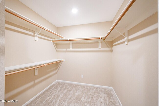 Building Photo - 15704 Cholla Dr