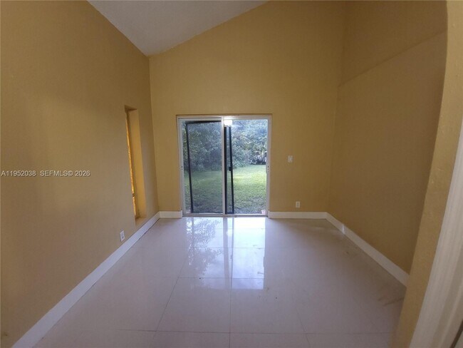 Building Photo - 2221 NW 55th Terrace