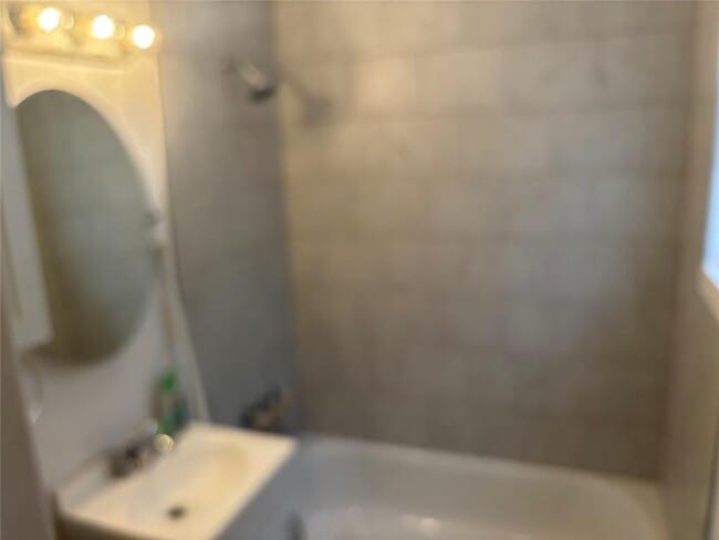 Building Photo - 1840 NW 12th St