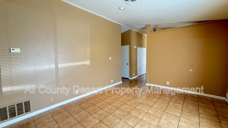 Building Photo - 79891 Ave 42