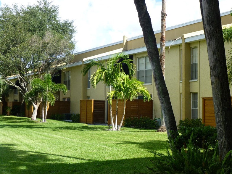 The Place at Davis Islands 411 Danube Ave Tampa FL 33606 Apartment