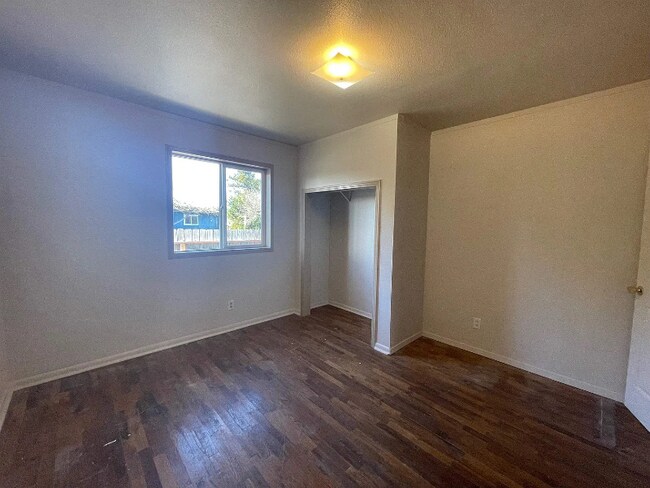 Building Photo - 595 Keller Ave