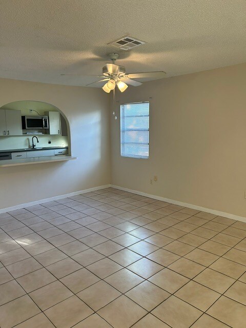 Building Photo - 5003 Garden Ave