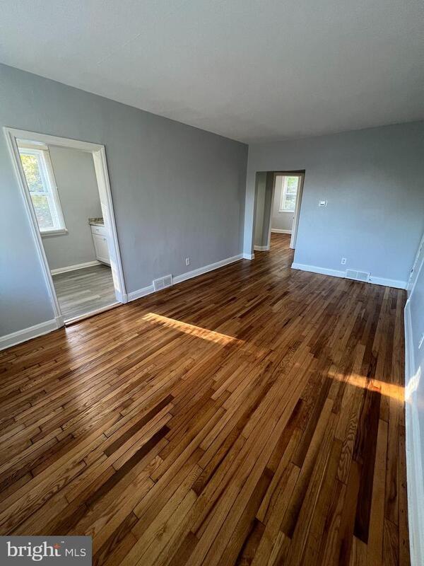 Building Photo - 110X Gleneagle Rd