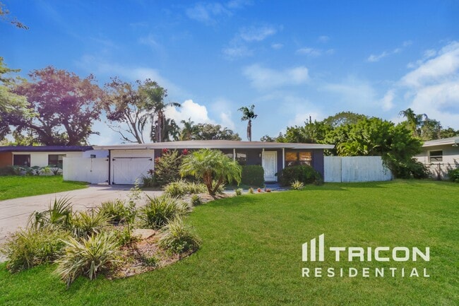 Building Photo - 348 Barbara Cir