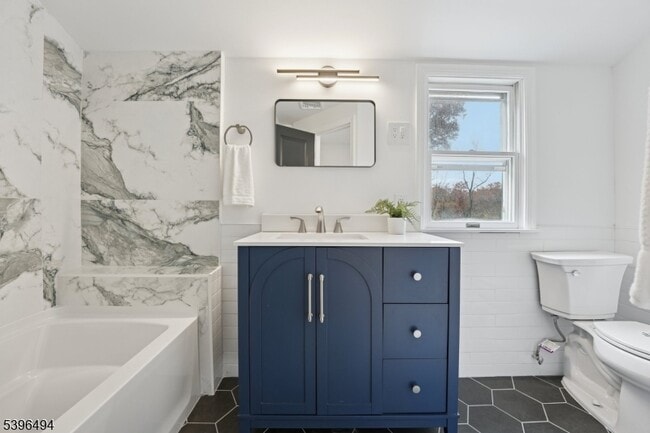 Building Photo - 139 Ridgedale Ave