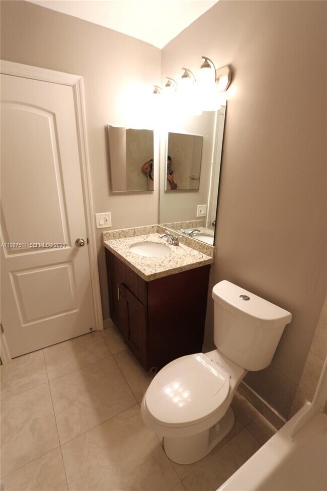 Building Photo - 5200 NW 31st Ave