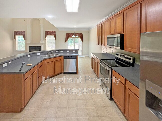 Building Photo - 304 Horsepen Way