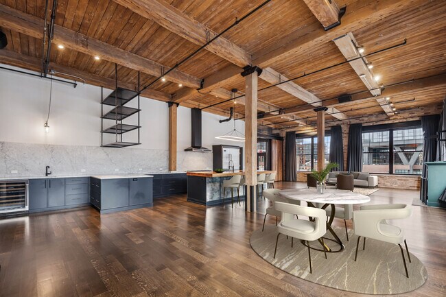 Building Photo - 1000 W Washington Blvd