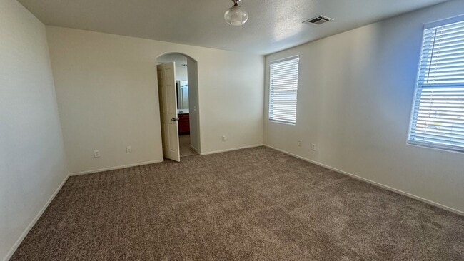 Building Photo - 3 bed, 2.5 bath, 1,746 sq ft home in southwest Las Vegas