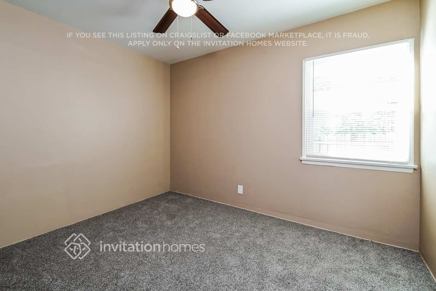 Building Photo - 1530 W 154th Pl