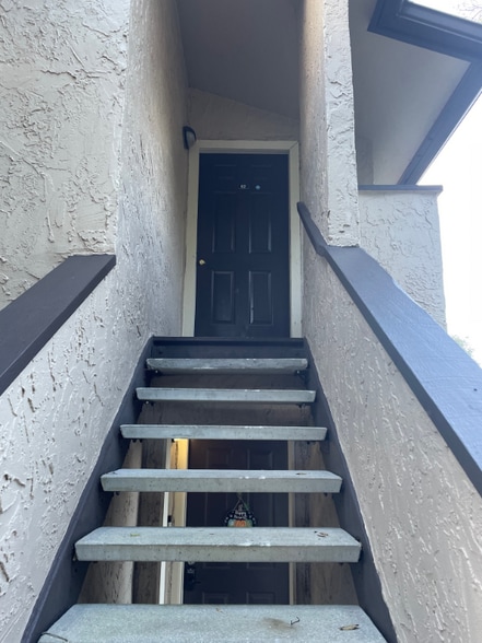 Building Photo - 2942 Antique Oaks Cir