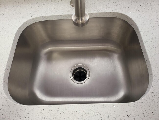 Building Photo - 1138 Coral Club Dr