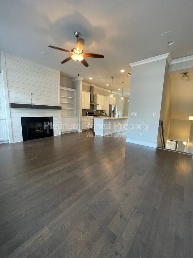 Building Photo - 1236 Stone Castle Cir