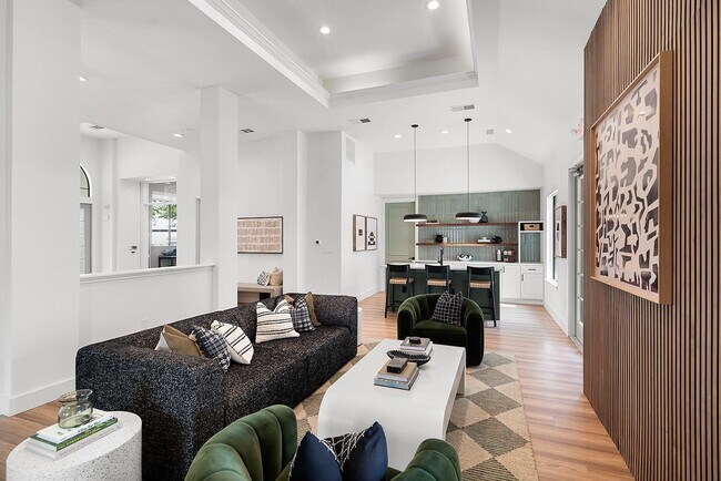 Building Photo - 9510 Westpark Dr