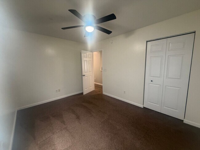 Building Photo - 1755 Polaris Dr