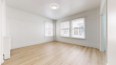 Building Photo - 507 Taylor St