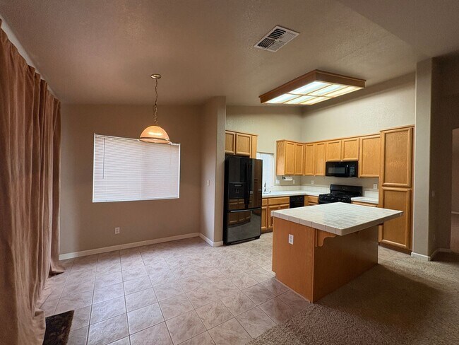 Building Photo - 148 Mike Gartrell Cir