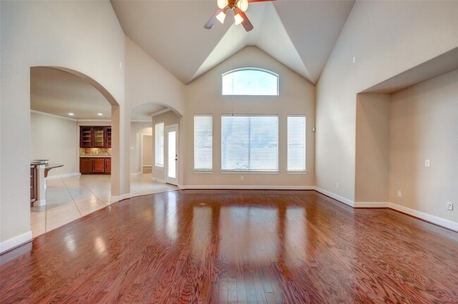 Building Photo - 10411 Winding Green Dr