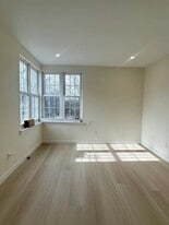 Building Photo - 2805 Saint Theresa Ave