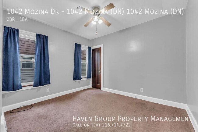 Building Photo - 1042 Mozina Dr