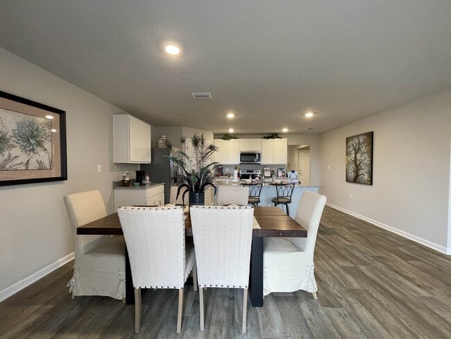 Building Photo - 23354 Shadowridge Dr