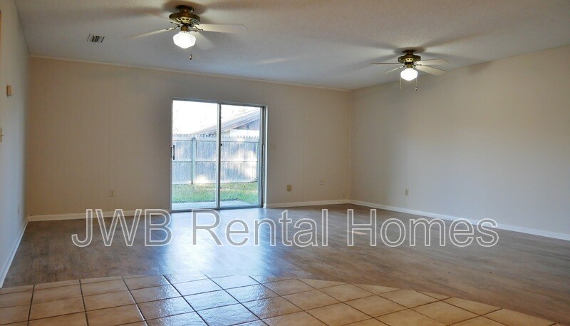 Building Photo - 3583 Grassy Ride Dr