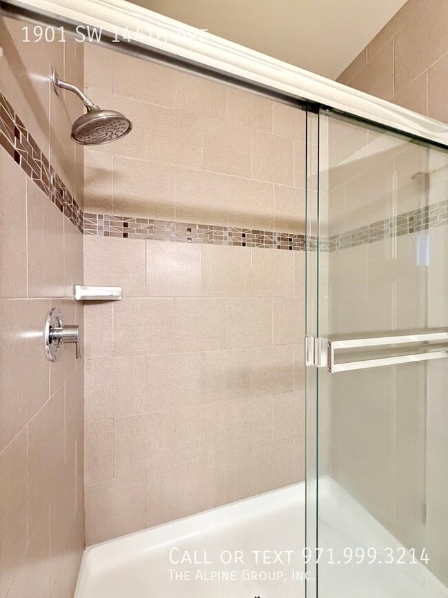 Building Photo - 1901 SW 144th Ave