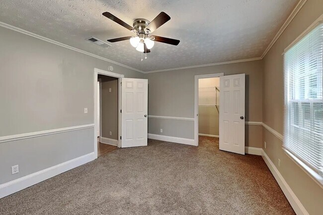 Building Photo - 3246 Bruckner Blvd SW