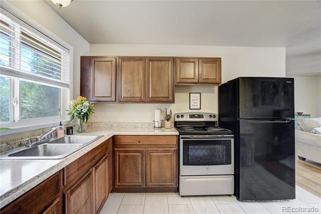 Building Photo - 257 Sherri Dr