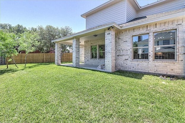 Building Photo - 7026 Adcote Dr