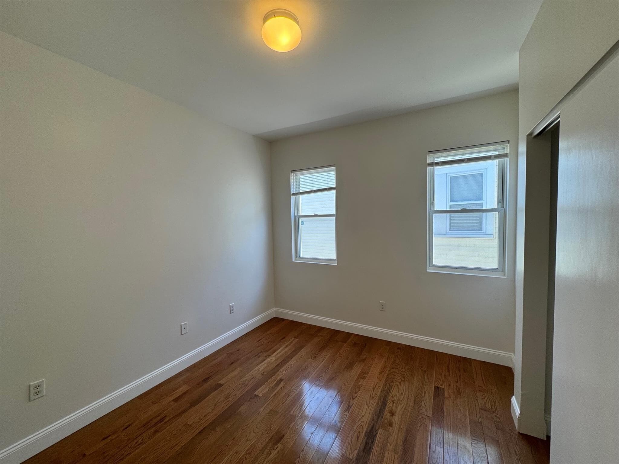 Building Photo - 356 Somerville Ave