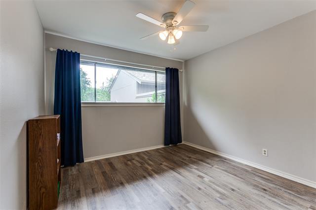 Building Photo - 9625 Highland View Dr