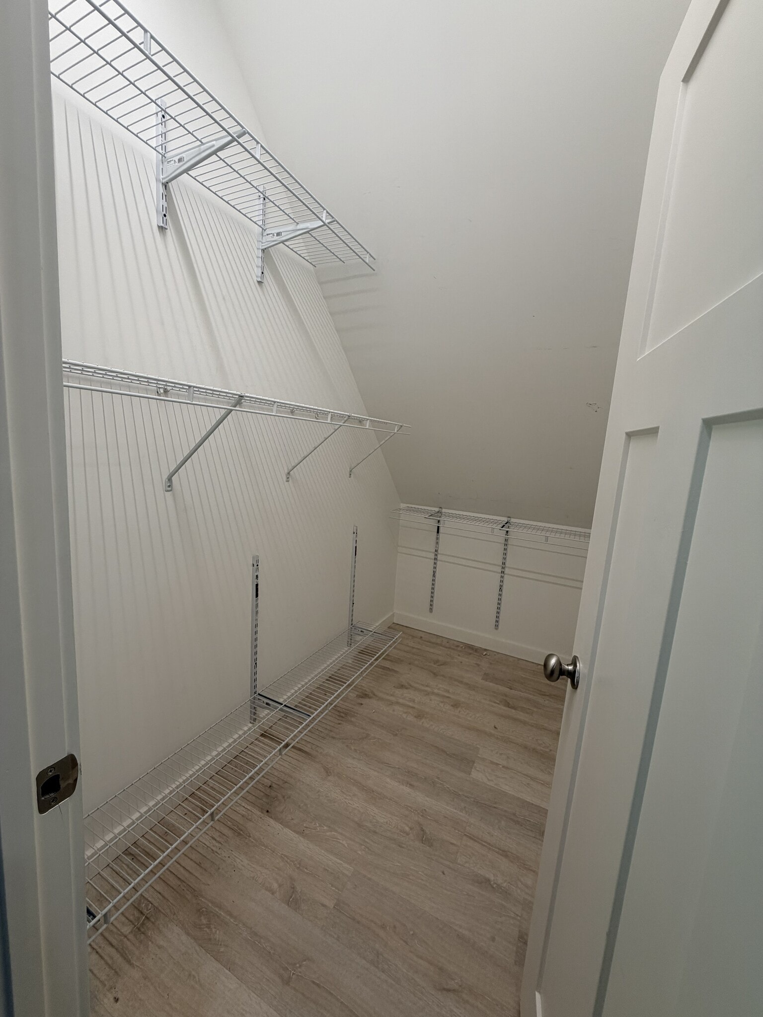 Building Photo - 417 Juniper Dr