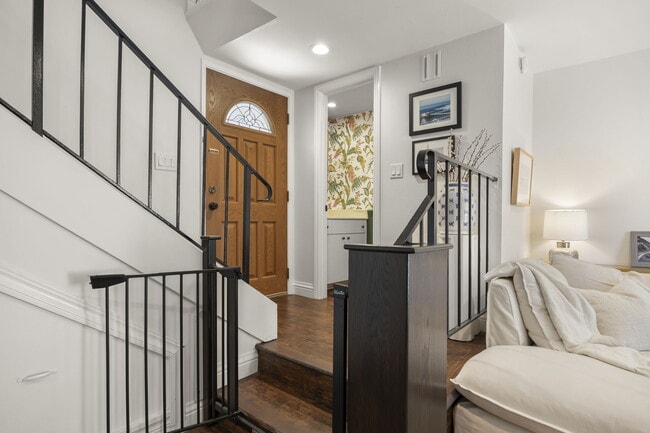 Building Photo - 27462 Country Glen Rd