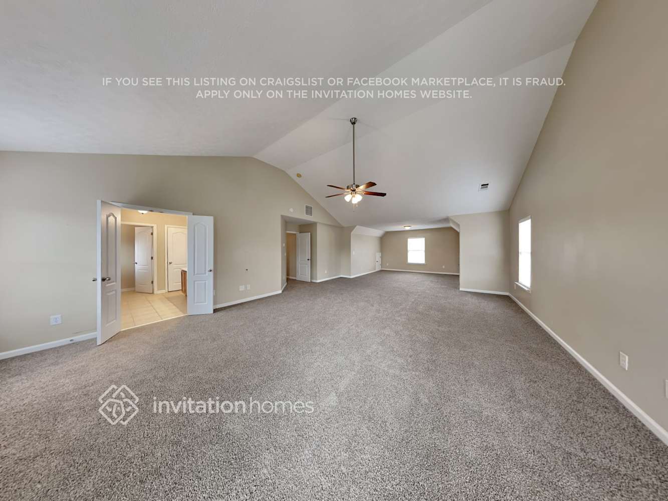 Building Photo - 2253 Park Manor SW