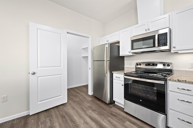 Building Photo - 313 Copper Tail Ln
