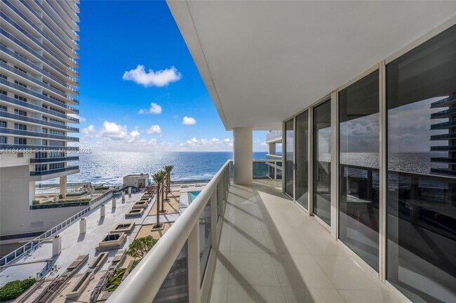 Building Photo - 1850 S Ocean Dr