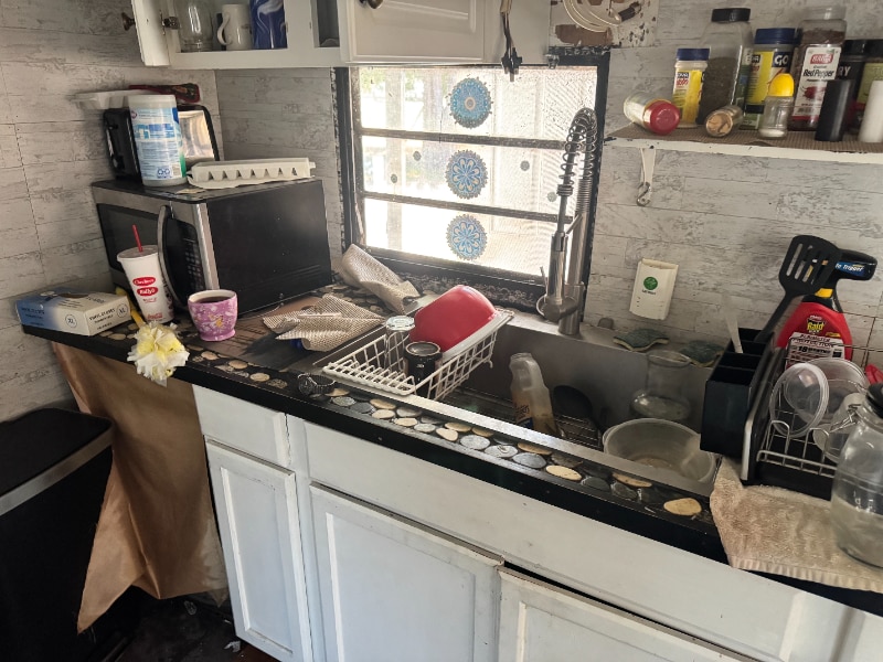 Building Photo - 4115 Aurora Rd