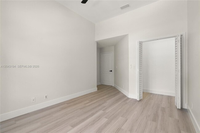 Building Photo - 1087 Deerwood Ln