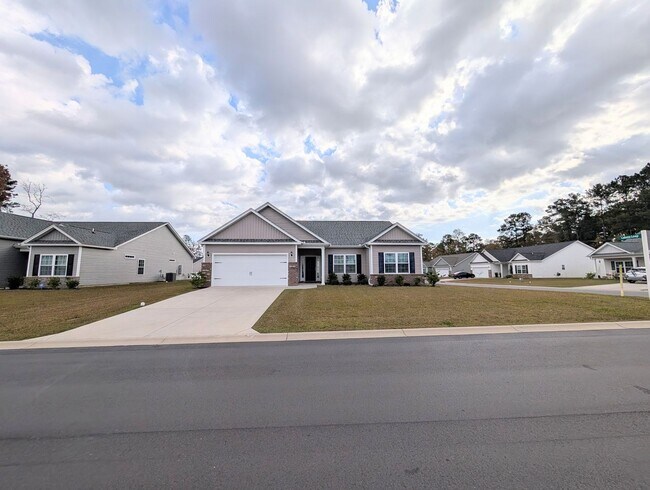 Building Photo - Modern 3-Bedroom, 2-Bath Long Term Rental in Longs