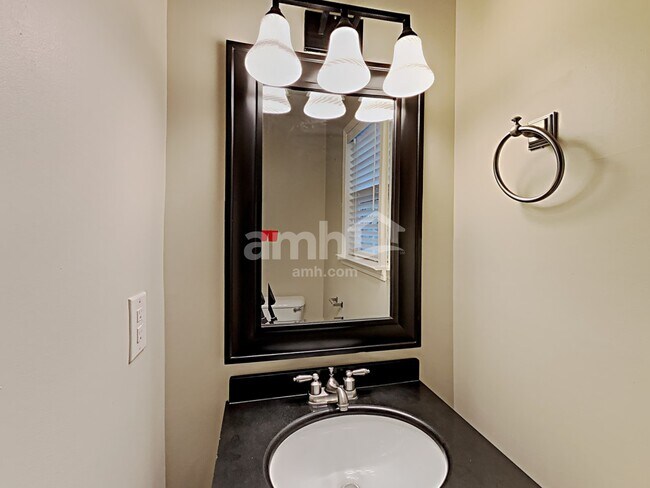 Building Photo - 4224 Virgil Moon Xing