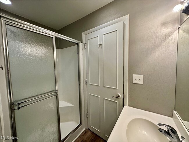 Building Photo - 132 Beck Ave