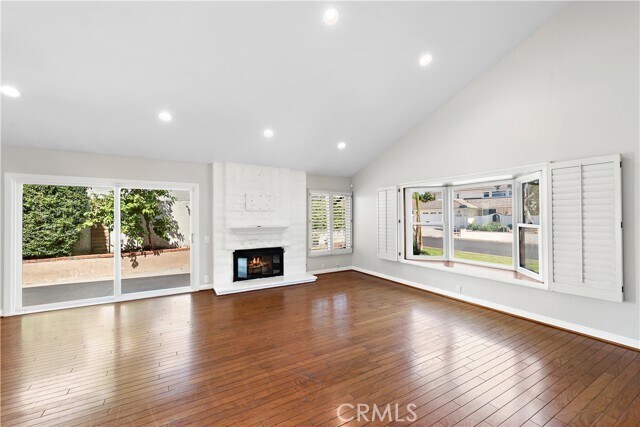 Building Photo - 24701 Eloisa Dr