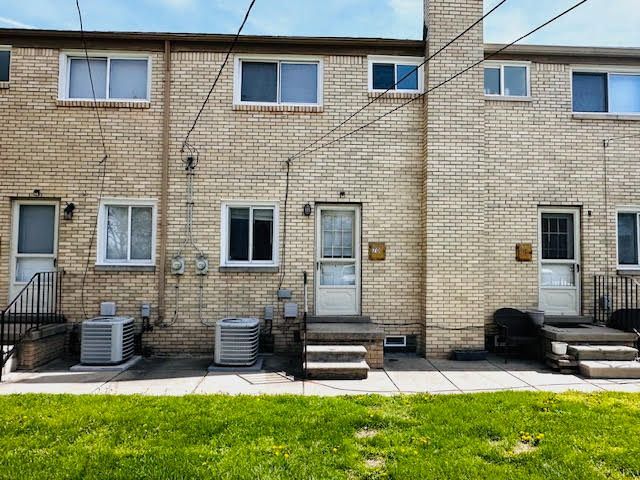 Building Photo - 70 Crocker Blvd