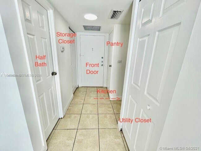 Building Photo - 1800 Collins Ave