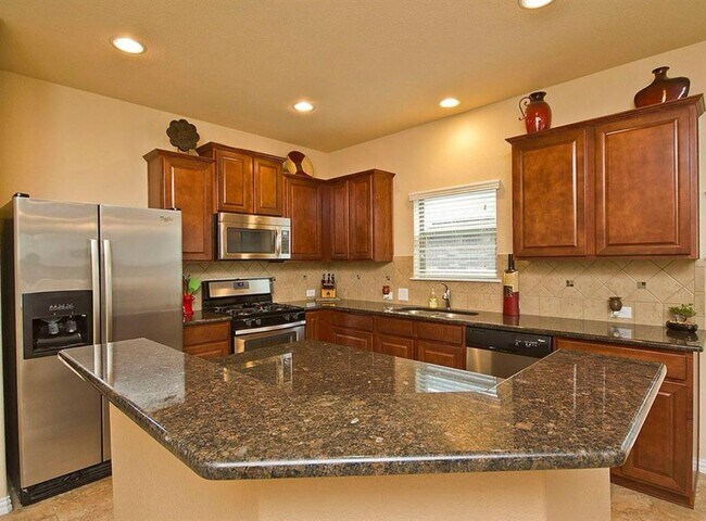 Building Photo - 20920 Windmill Ranch Ave